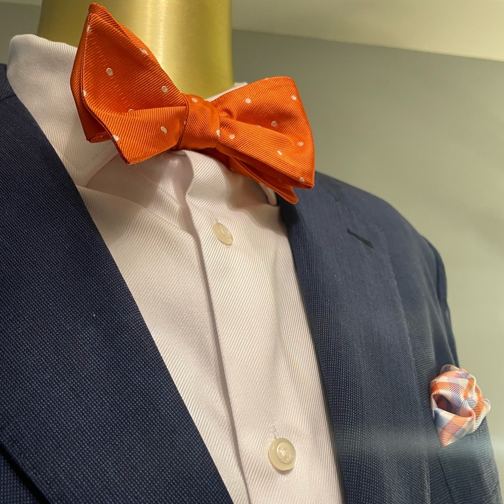 NWOT 100% SILK Self-Tie Bow tie